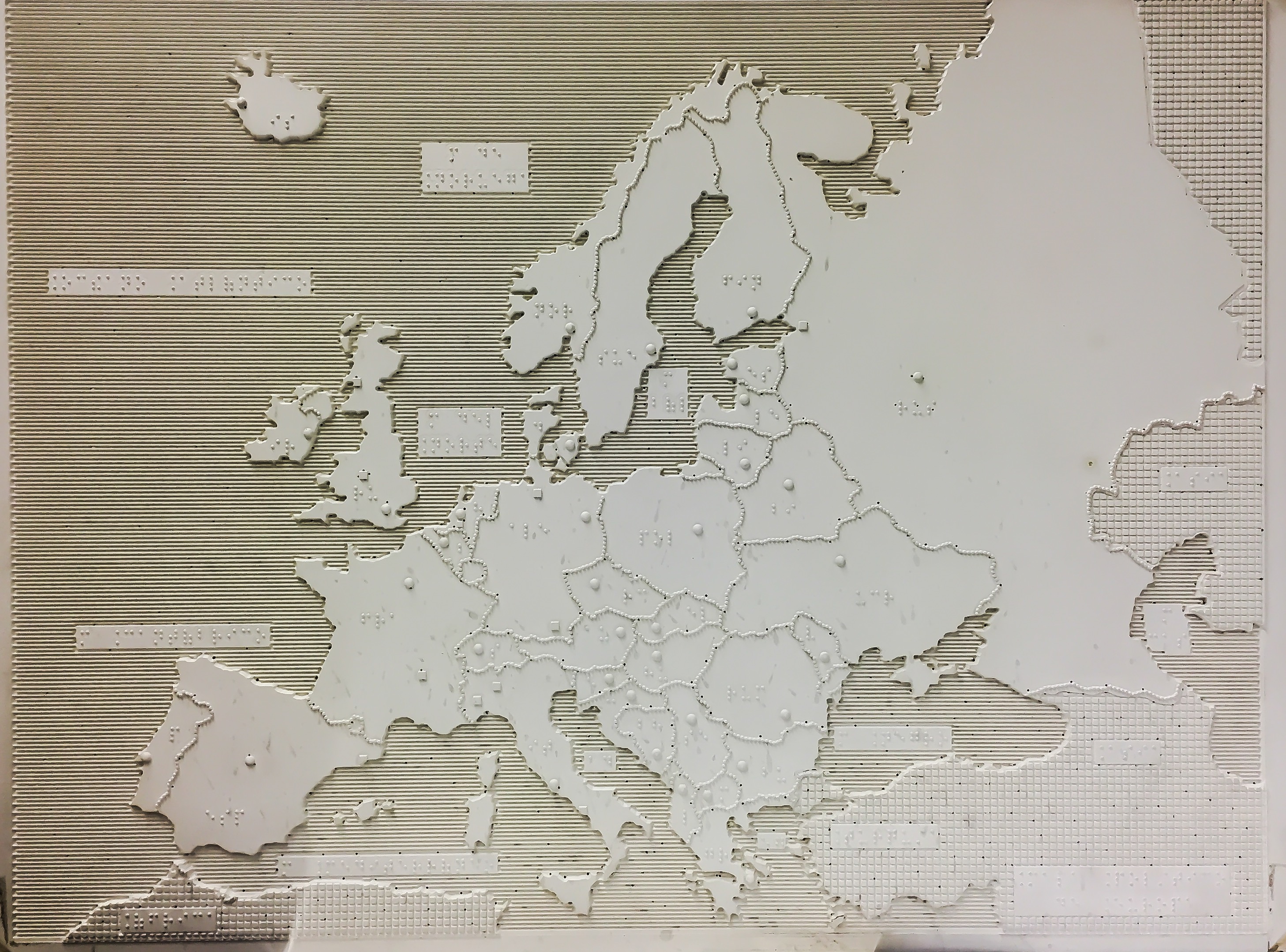 Imagen plantilla para la elaboración del mapa político de Europa en relieve