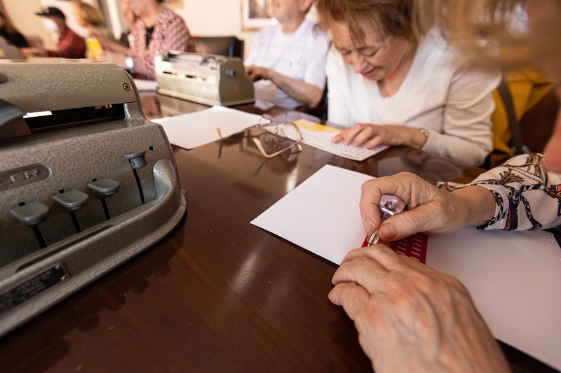 Taller braille