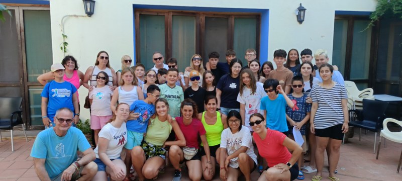 Foto de familia campamento.