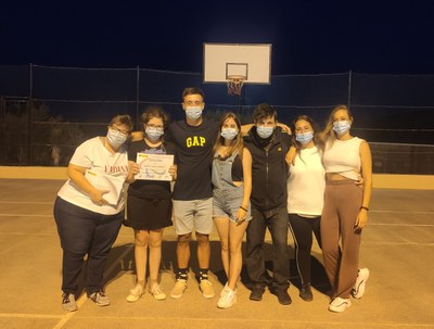 Entrega de diplomas de los participantes Entrega de diplomas de los participantes