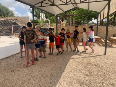 Nuestros campeones durante la prueba del "dragón" Nuestros campeones durante la prueba del "dragón"