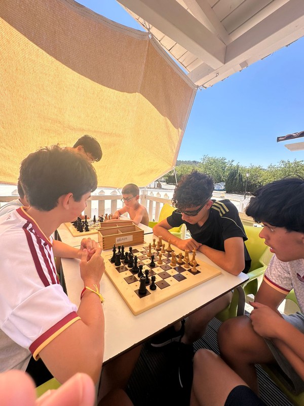 Jugando la final de ajedrez