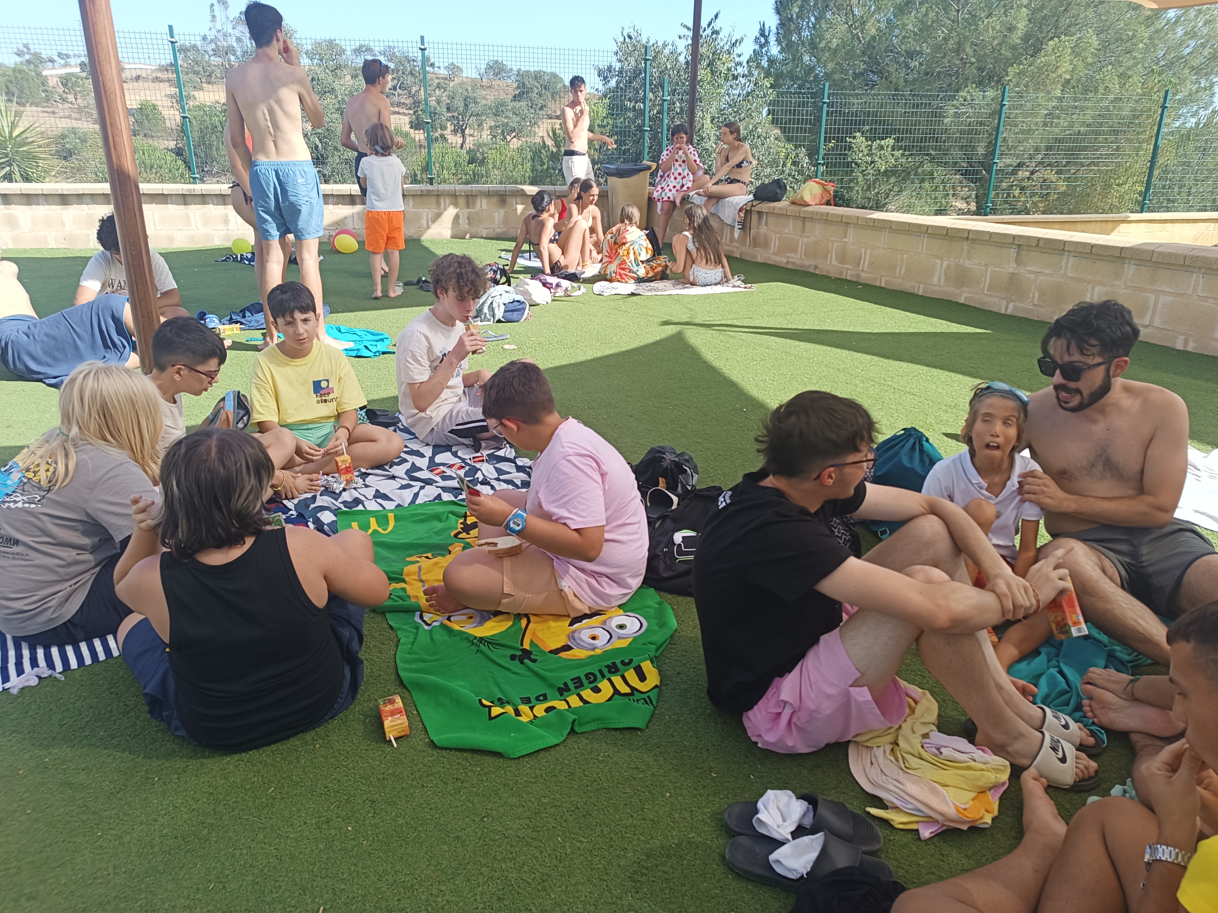 04.07. tiempo en la piscina.jpg
