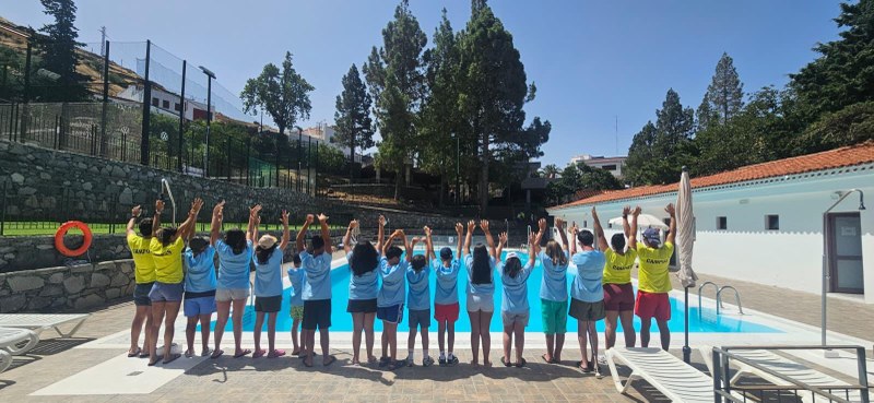15.07 FOTO GRUPO PISCINA.jpeg