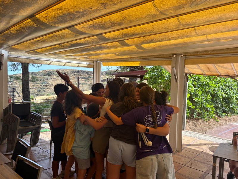 17.07.2026 ABRAZO GRUPAL.jpeg