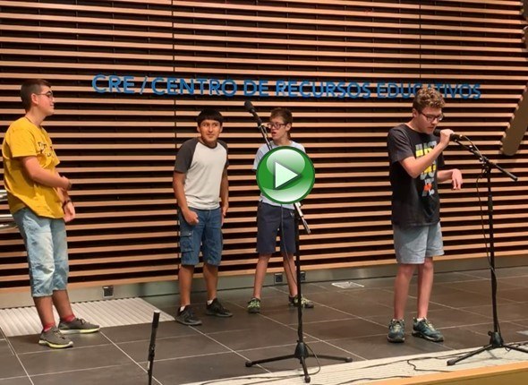 Actuación de 4 de los participantes